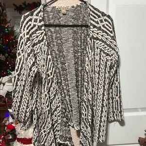 EUC Energe Black and White Open-Front Cardigan